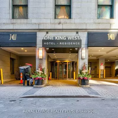 1, King, Bay Street Corridor, Toronto