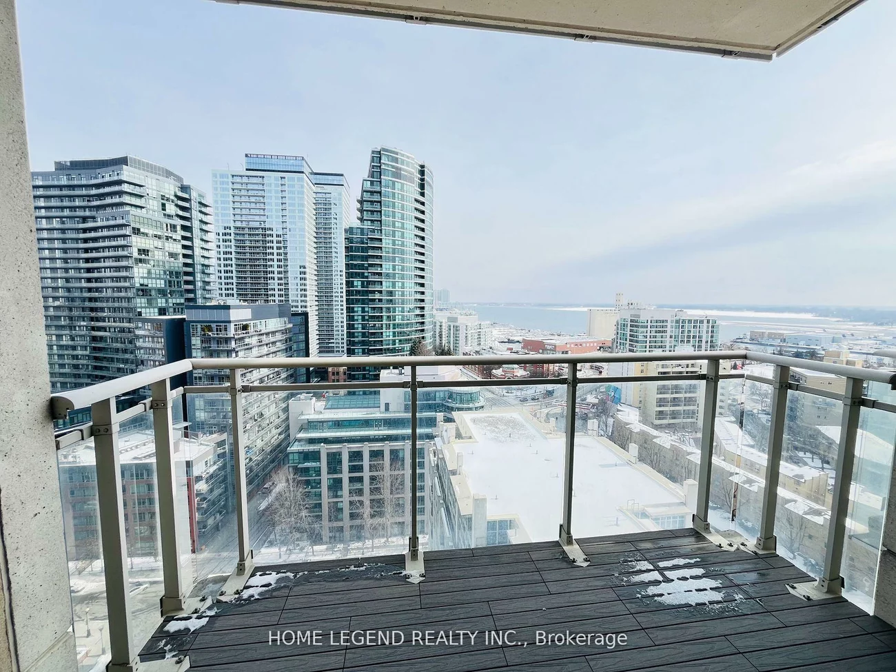 21, Grand Magazine, Niagara, Toronto