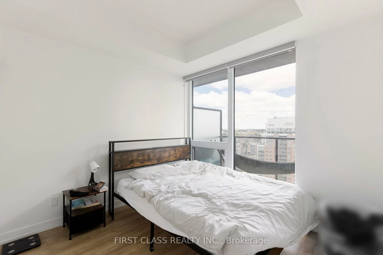 135, East Liberty, Niagara, Toronto