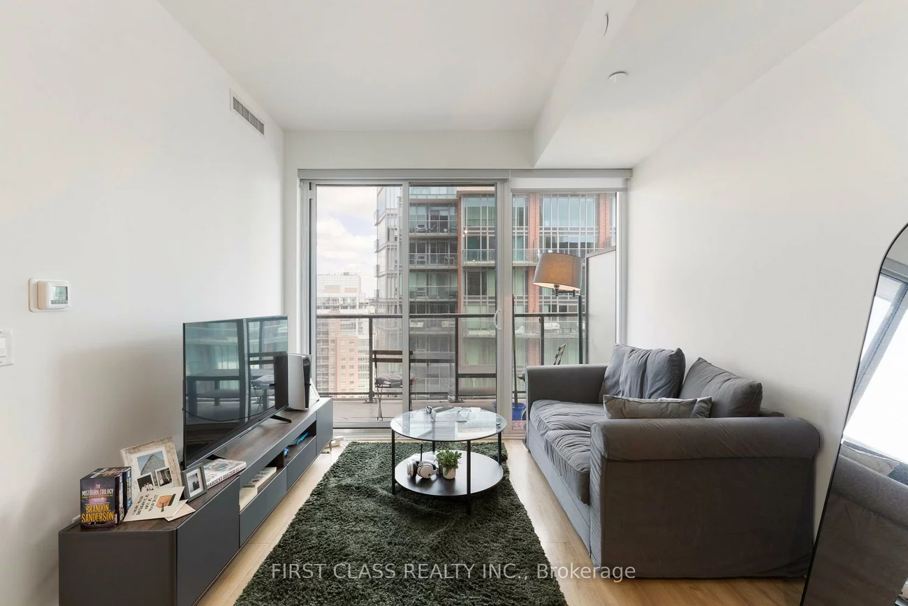 135, East Liberty, Niagara, Toronto