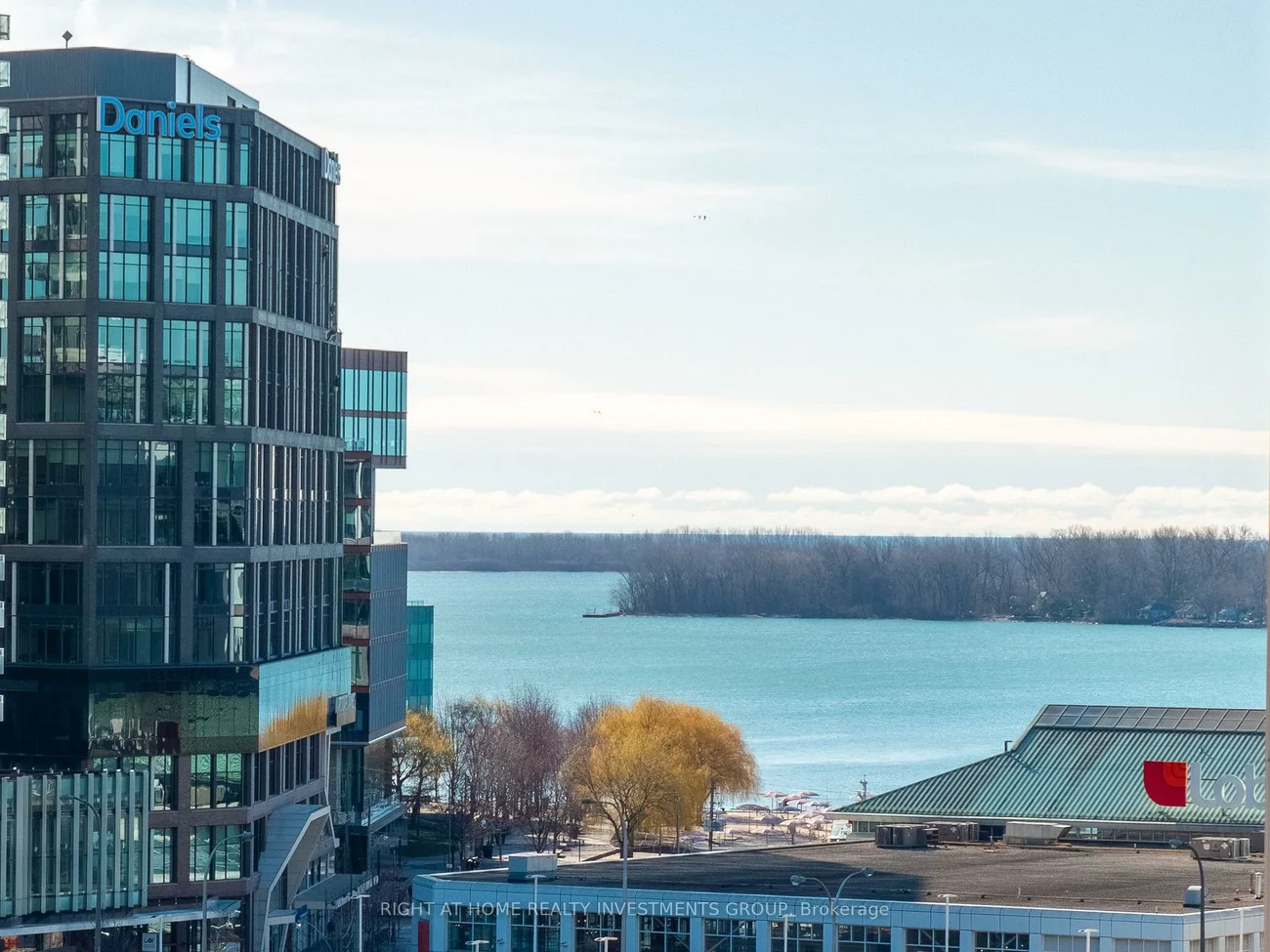 2A, Church, Waterfront Communities C8, Toronto