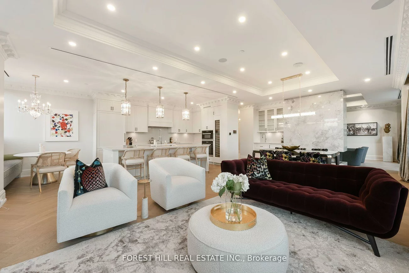 128, Hazelton, Annex, Toronto