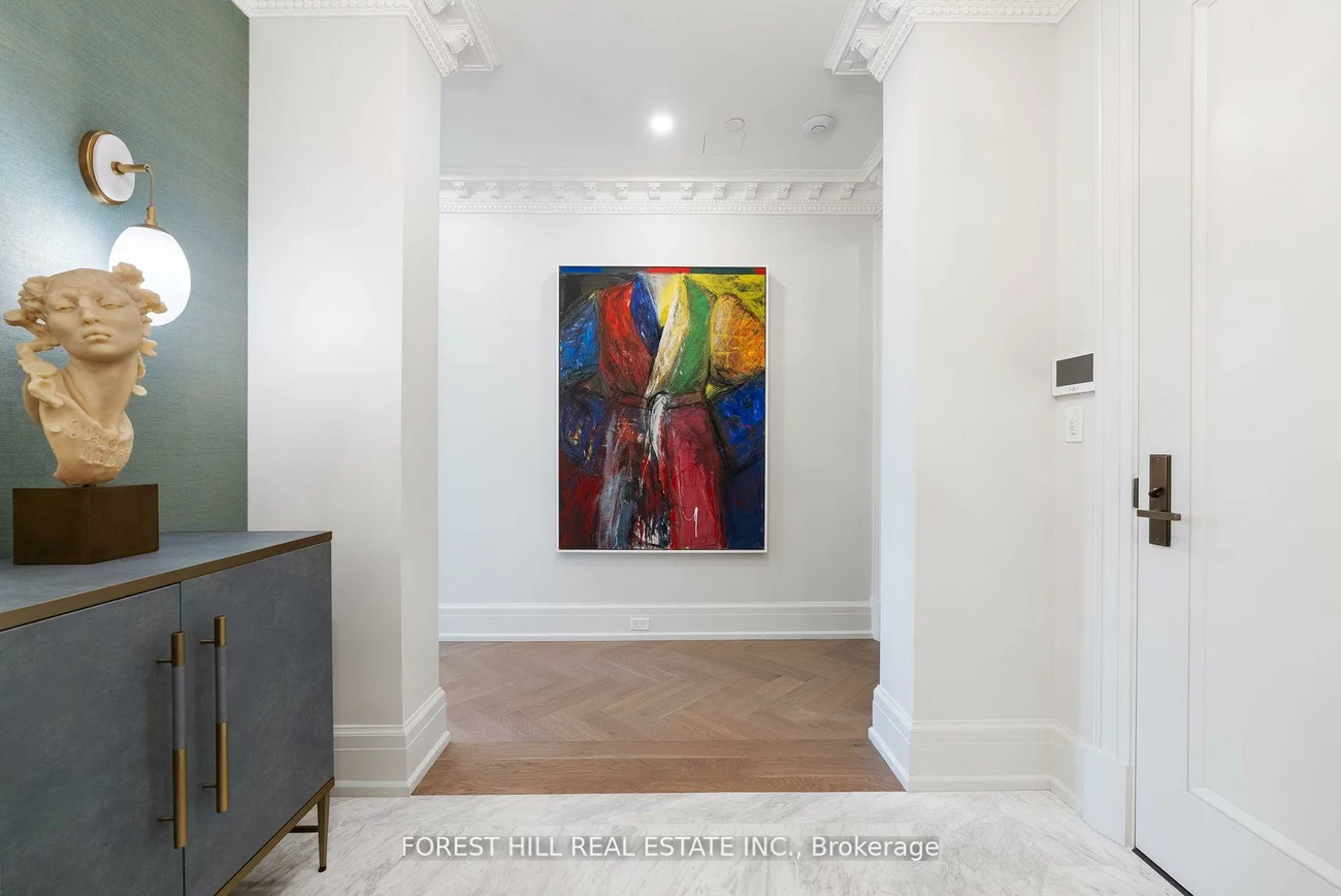 128, Hazelton, Annex, Toronto