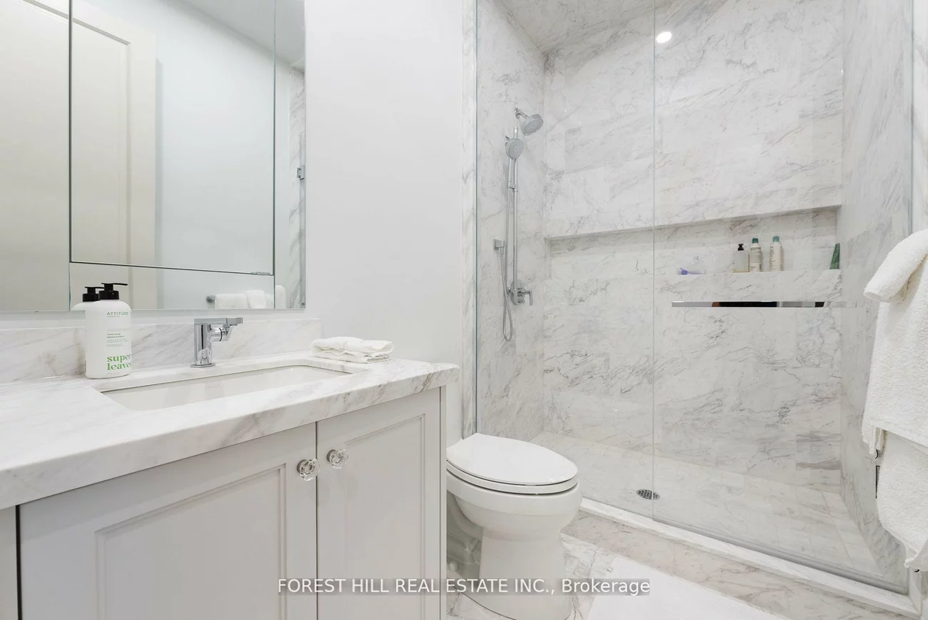 128, Hazelton, Annex, Toronto