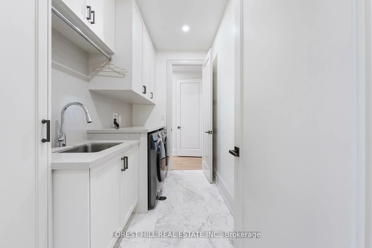 128, Hazelton, Annex, Toronto