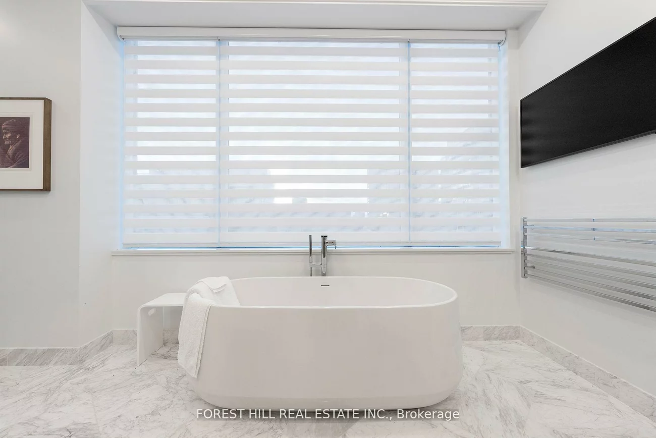 128, Hazelton, Annex, Toronto