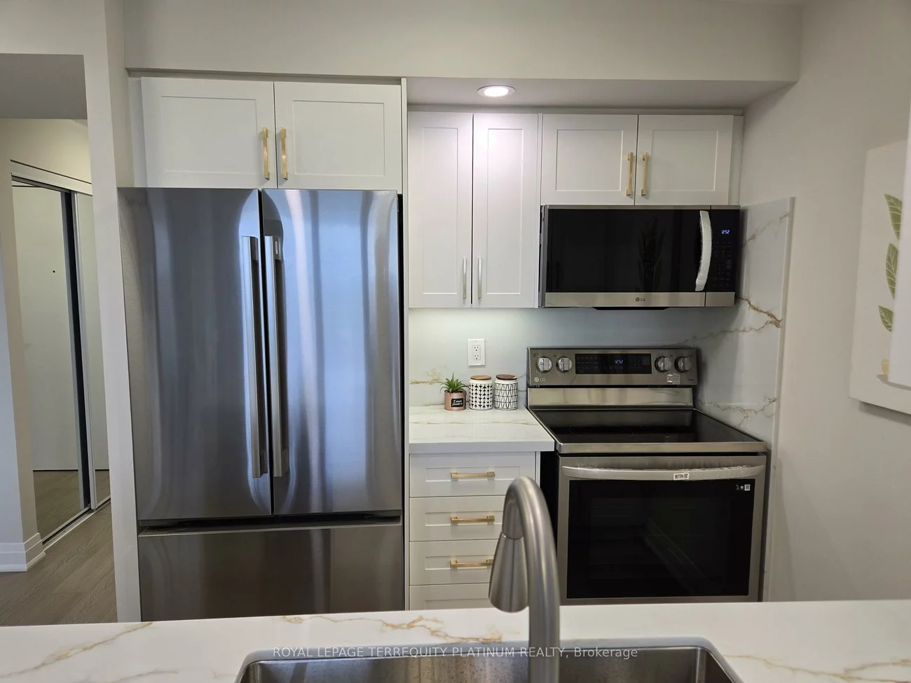 10, Northtown, Willowdale East, Toronto