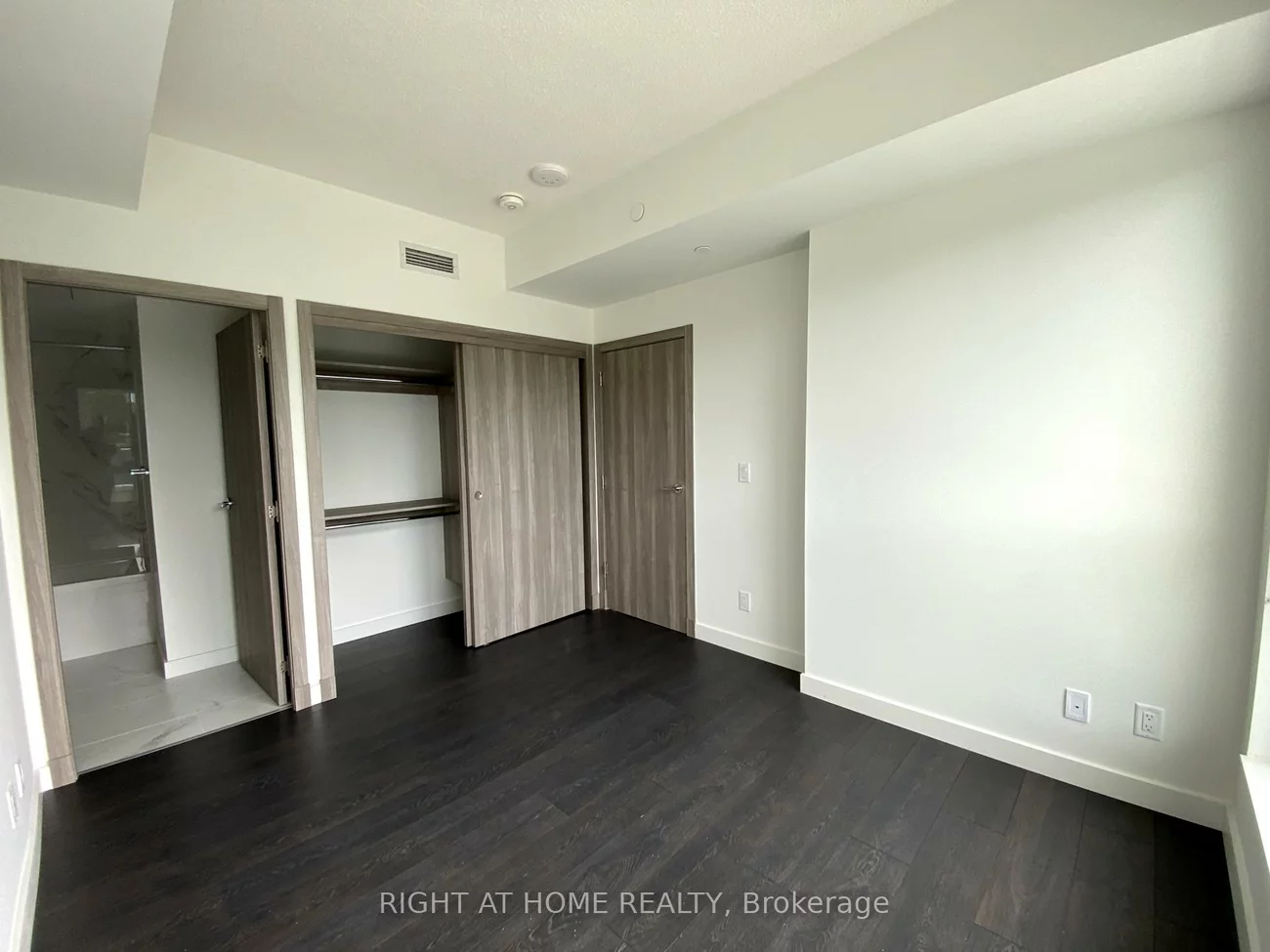 25, McMahon, Bayview Village, Toronto