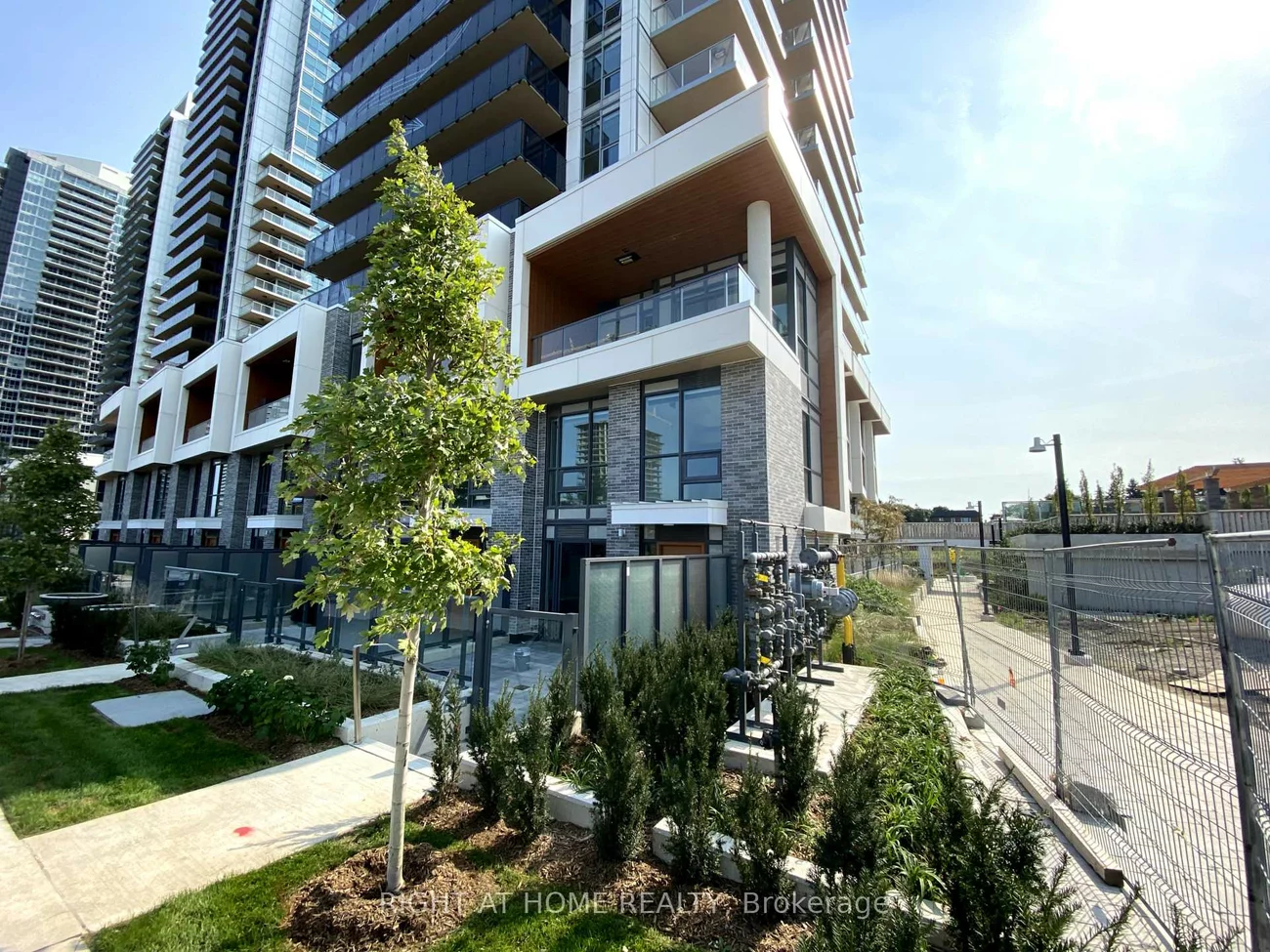 25, McMahon, Bayview Village, Toronto