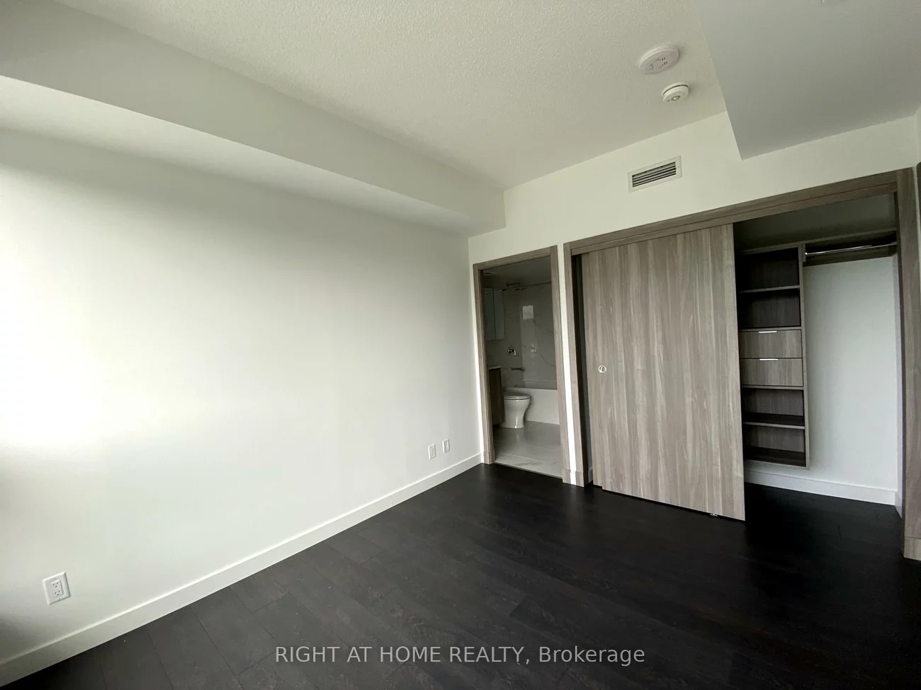 25, McMahon, Bayview Village, Toronto