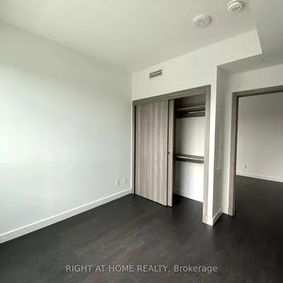 25, McMahon, Bayview Village, Toronto