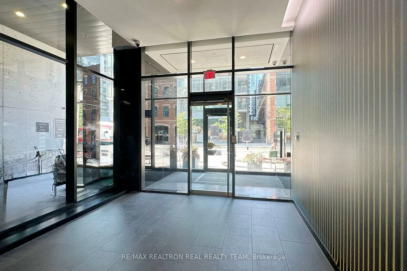 629, King, Waterfront Communities C1, Toronto