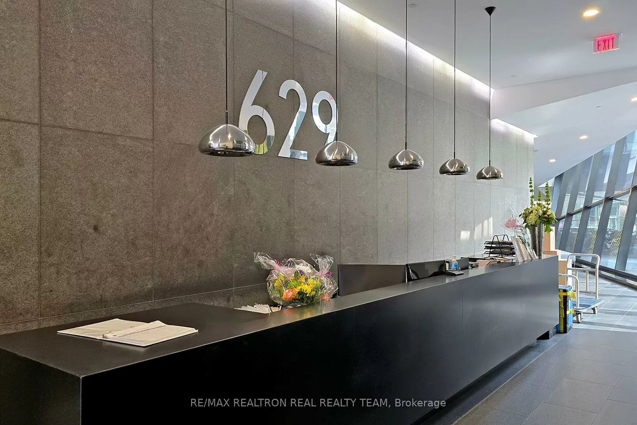 629, King, Waterfront Communities C1, Toronto