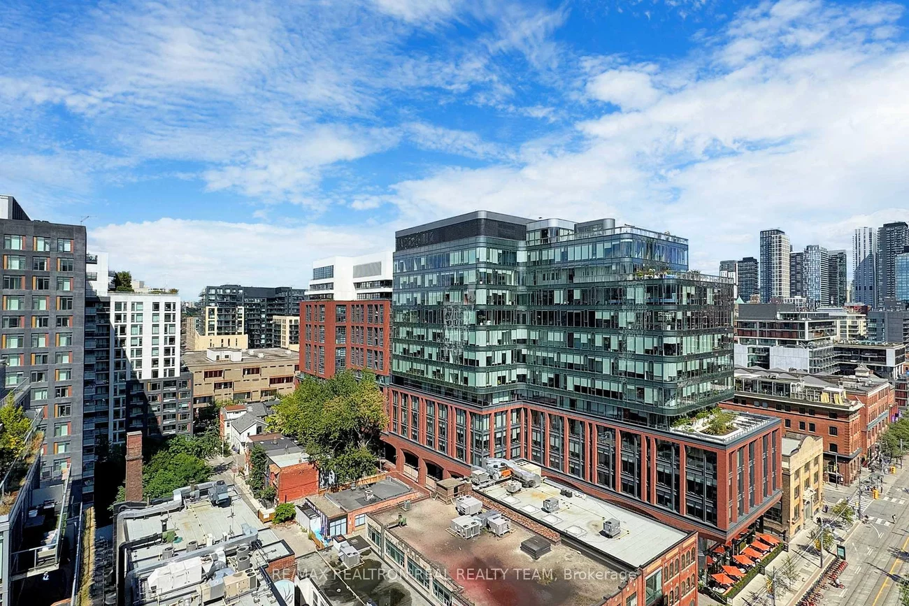 629, King, Waterfront Communities C1, Toronto