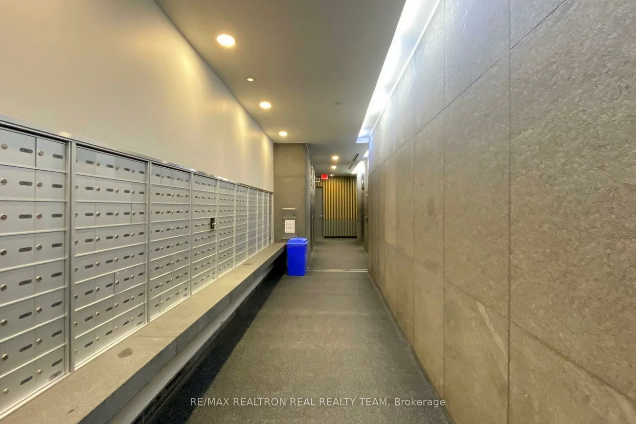 629, King, Waterfront Communities C1, Toronto