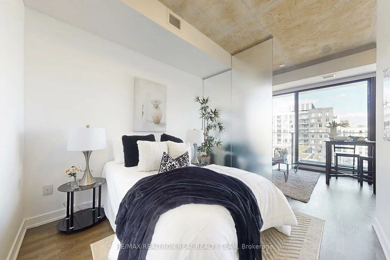 629, King, Waterfront Communities C1, Toronto