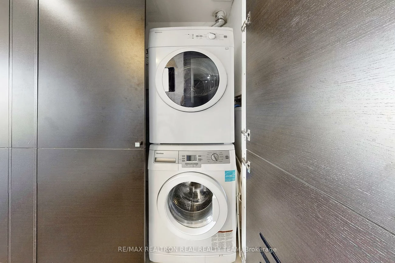 629, King, Waterfront Communities C1, Toronto