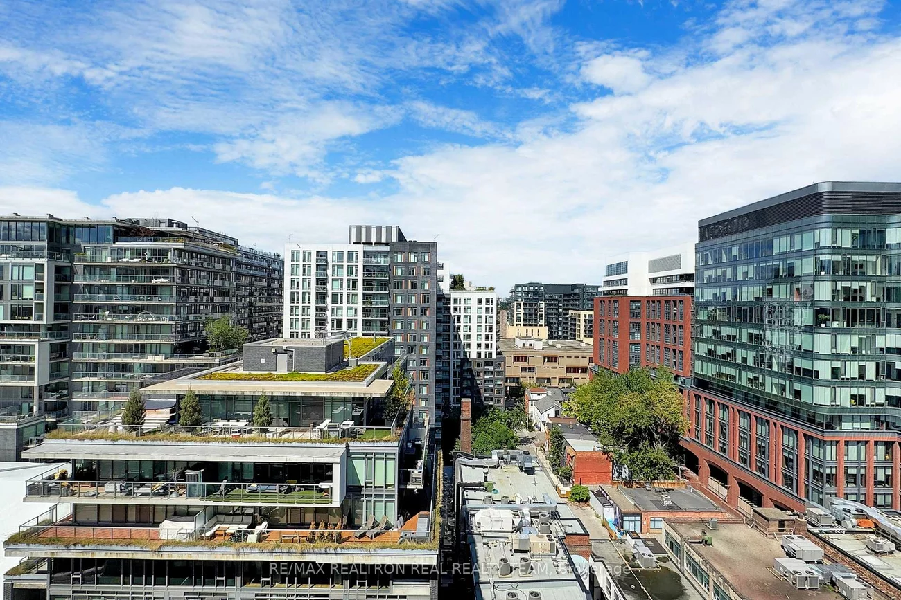 629, King, Waterfront Communities C1, Toronto