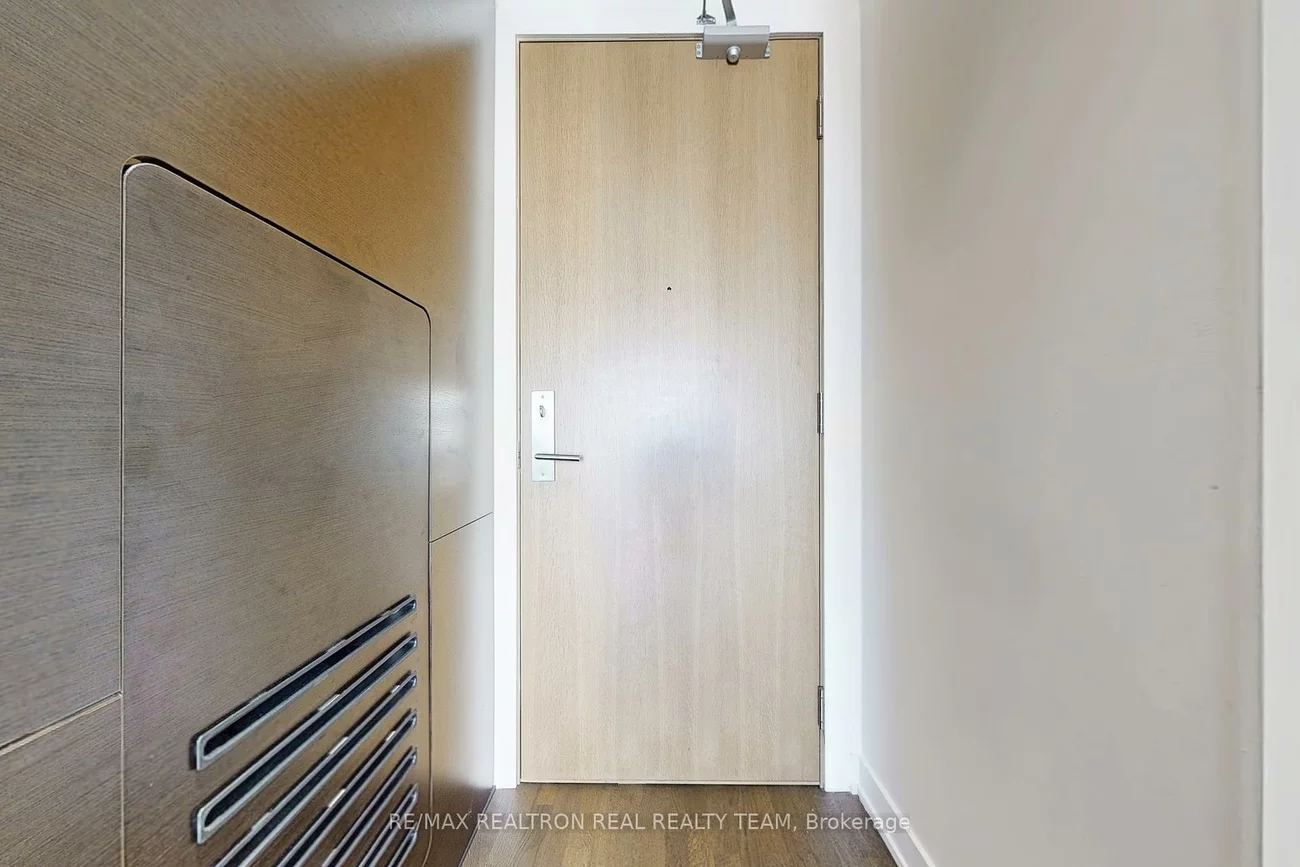 629, King, Waterfront Communities C1, Toronto