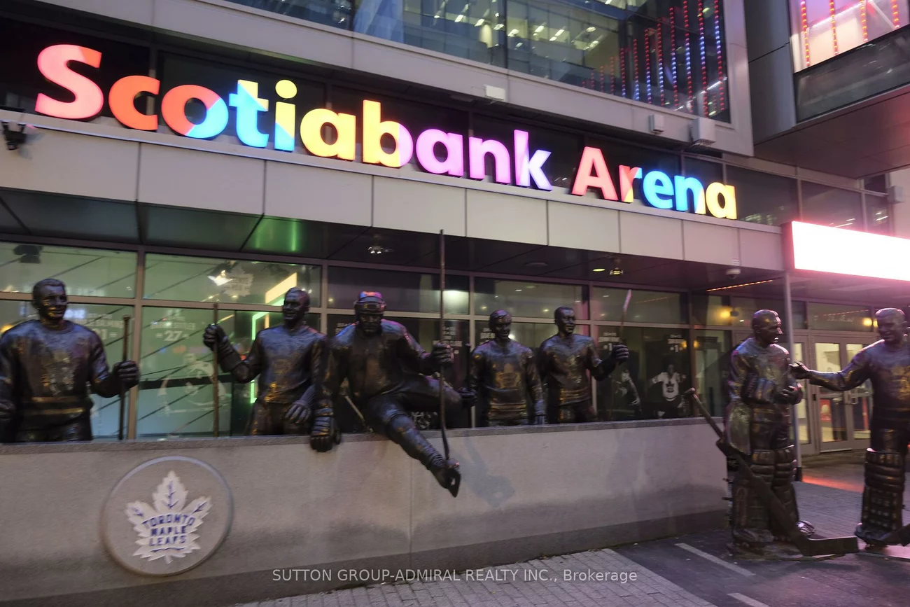 12, York, Waterfront Communities C1, Toronto