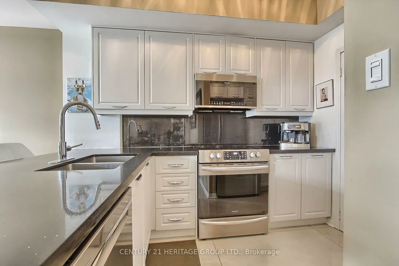 550, Front, Waterfront Communities C1, Toronto