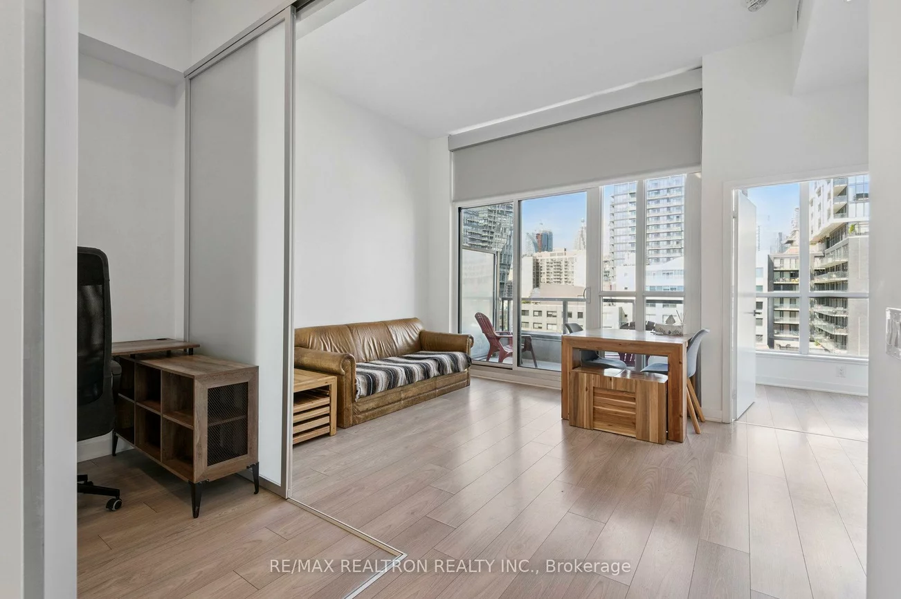 120, Parliament, Moss Park, Toronto