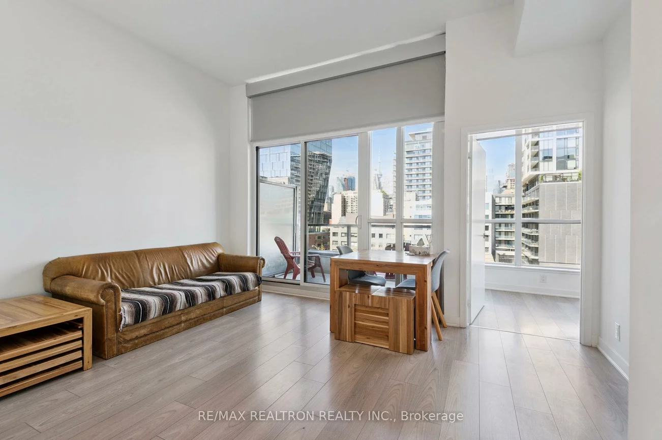 120, Parliament, Moss Park, Toronto