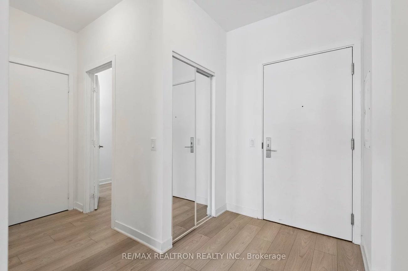 120, Parliament, Moss Park, Toronto