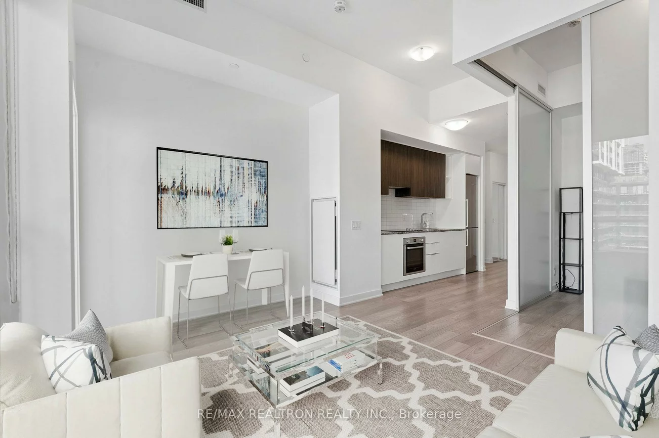 120, Parliament, Moss Park, Toronto