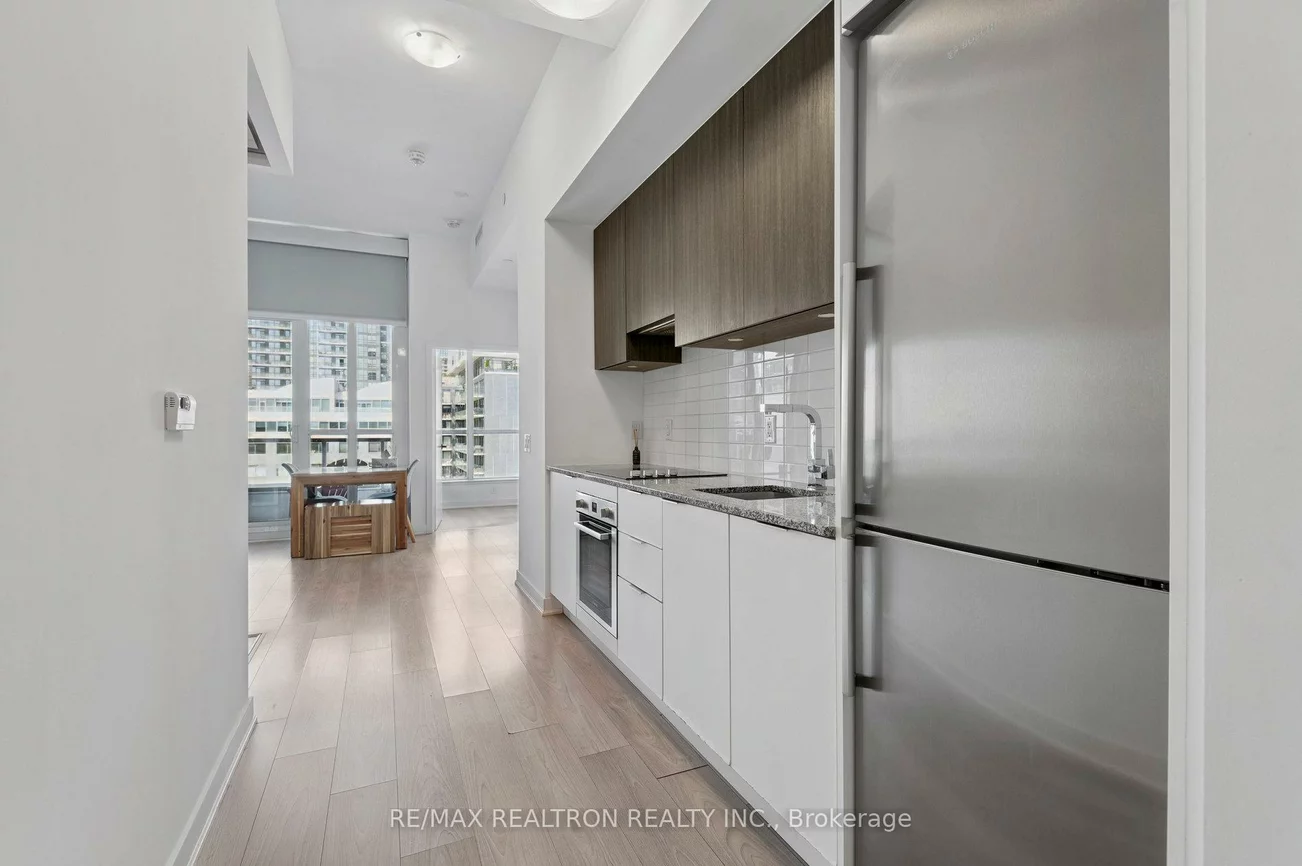 120, Parliament, Moss Park, Toronto