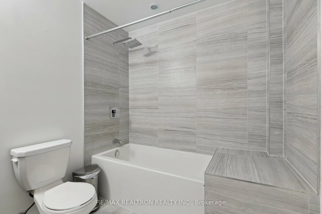 120, Parliament, Moss Park, Toronto