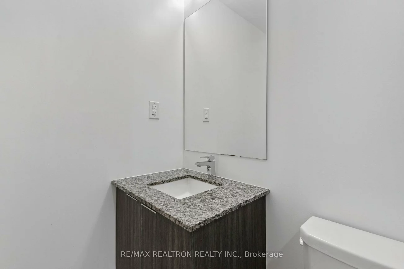 120, Parliament, Moss Park, Toronto