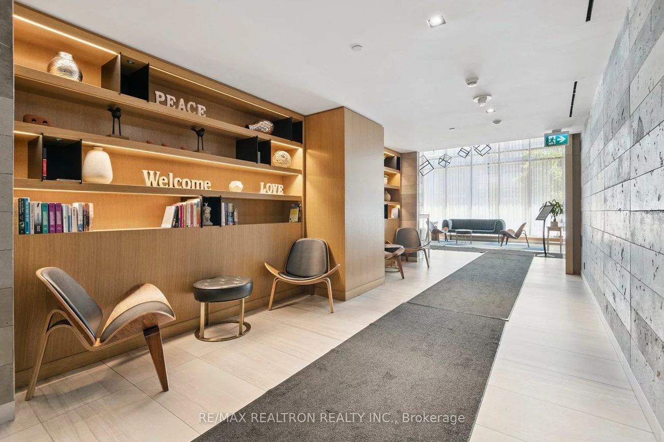 120, Parliament, Moss Park, Toronto