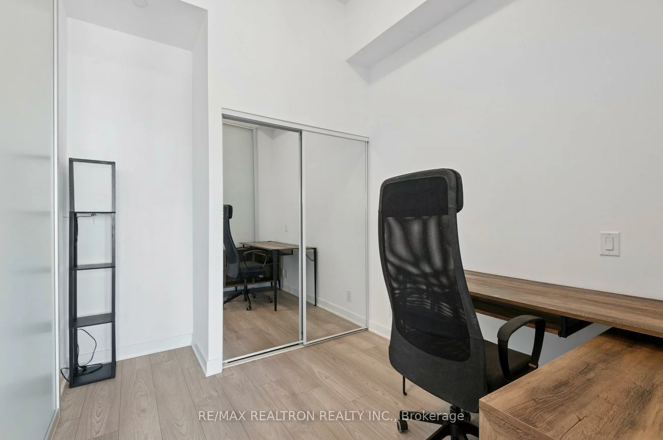 120, Parliament, Moss Park, Toronto