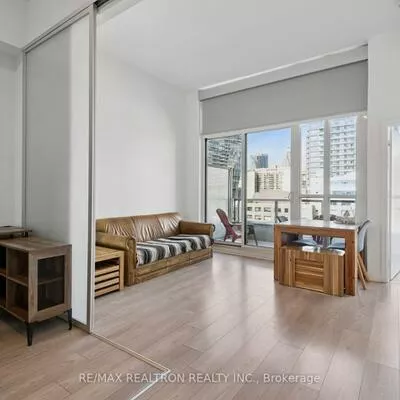 120, Parliament, Moss Park, Toronto