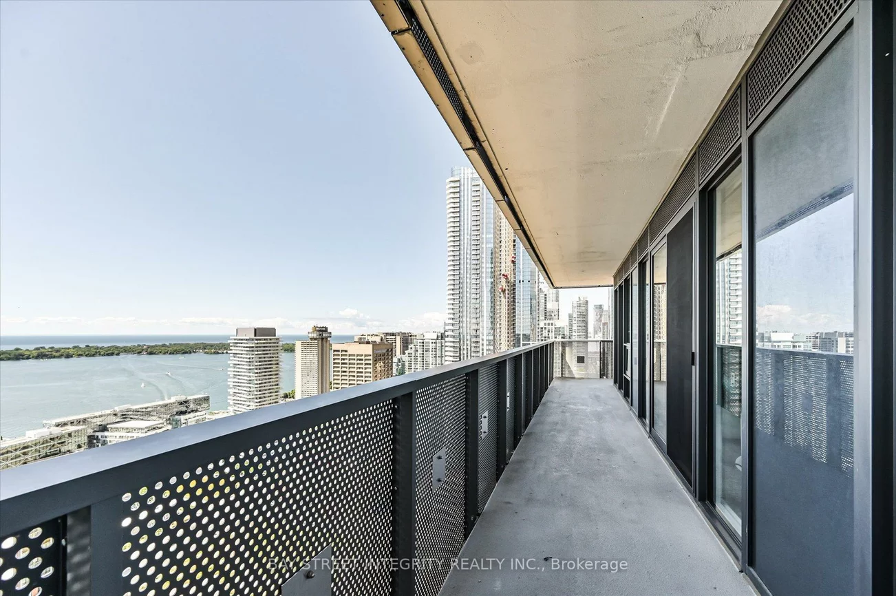 55, Cooper, Waterfront Communities C8, Toronto