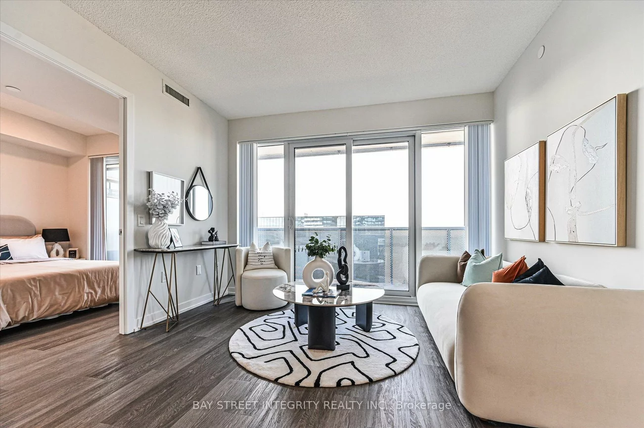 55, Cooper, Waterfront Communities C8, Toronto