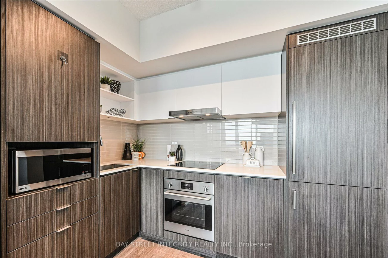 55, Cooper, Waterfront Communities C8, Toronto
