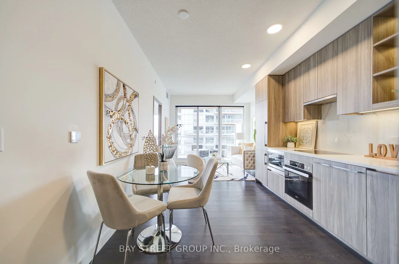 27, McMahon, Bayview Village, Toronto