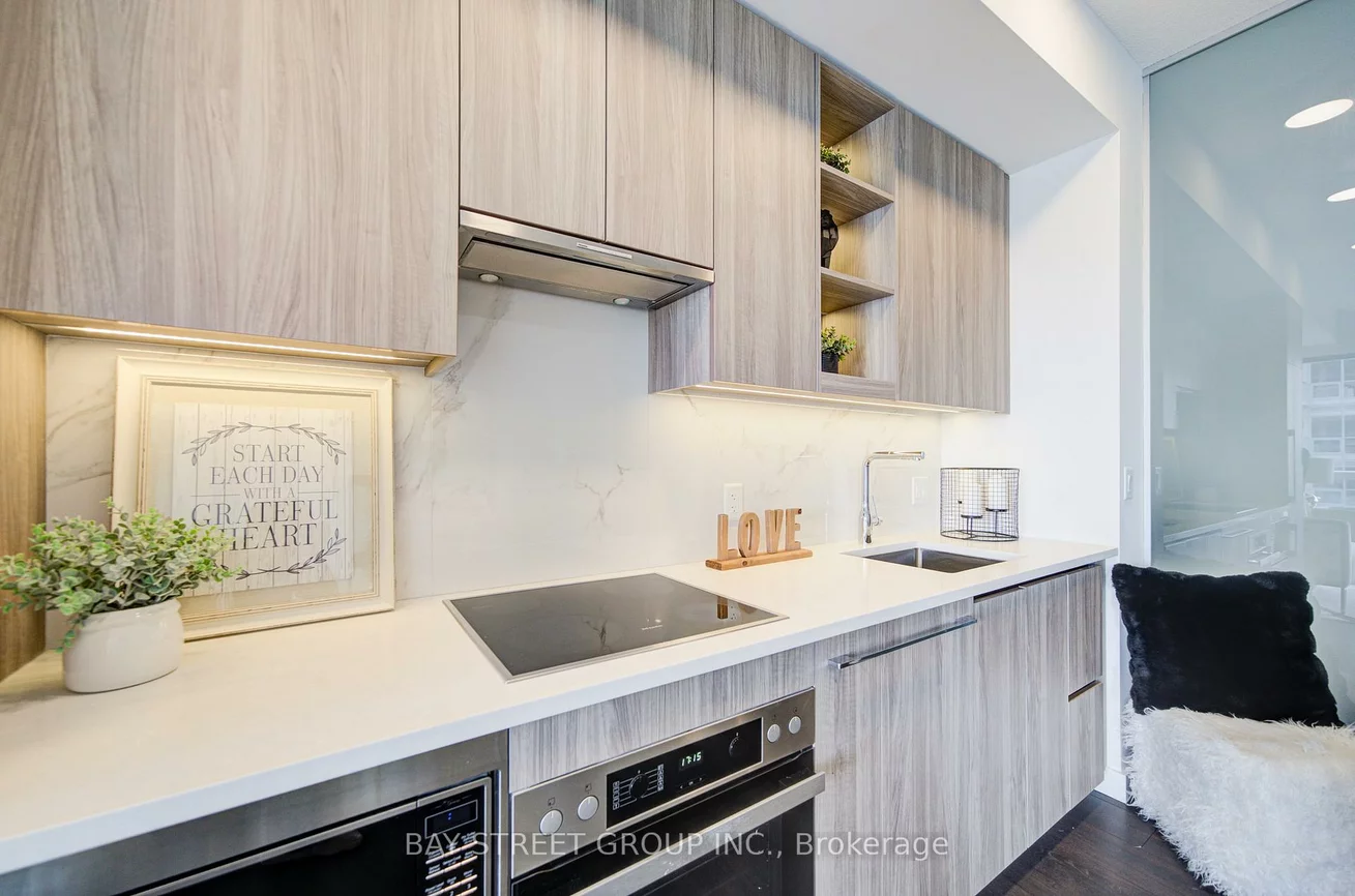 27, McMahon, Bayview Village, Toronto