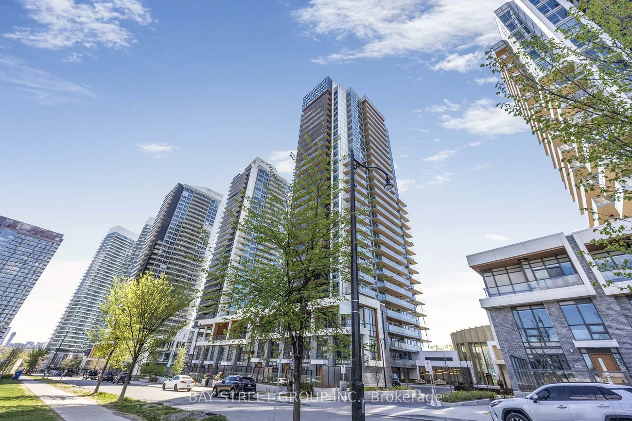 27, McMahon, Bayview Village, Toronto