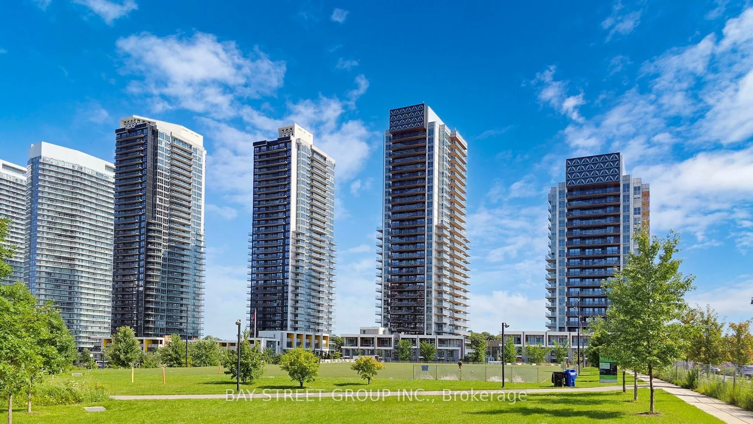 27, McMahon, Bayview Village, Toronto
