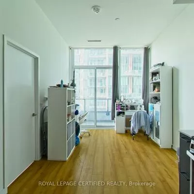 135, East Liberty, Niagara, Toronto