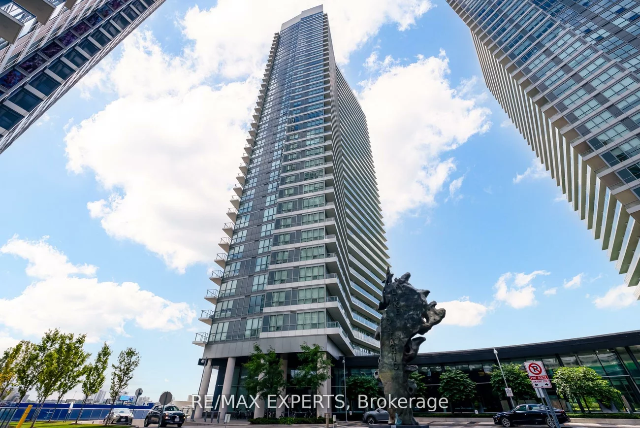 117, McMahon, Bayview Village, Toronto