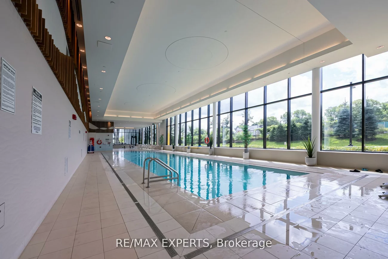 117, McMahon, Bayview Village, Toronto