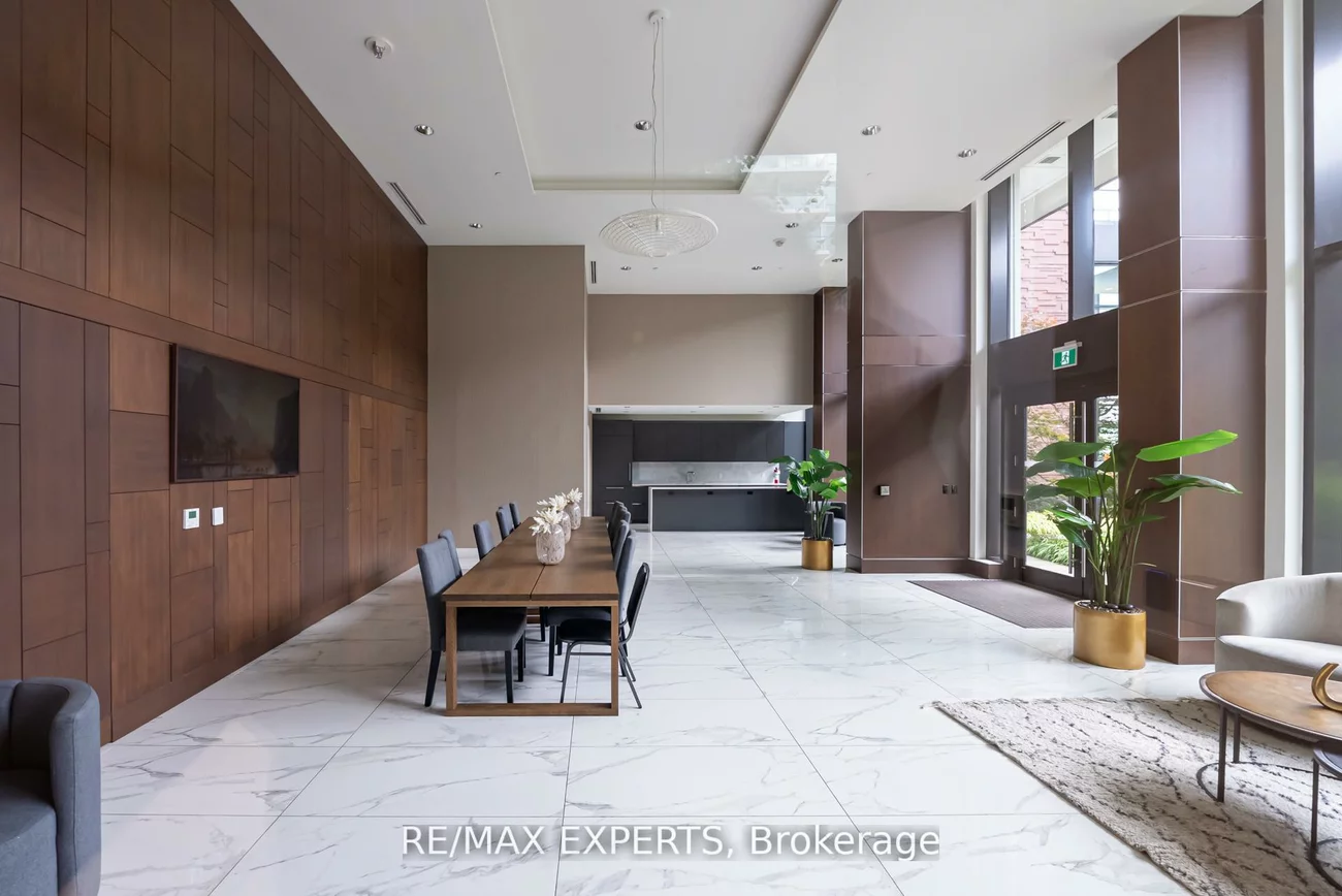 117, McMahon, Bayview Village, Toronto