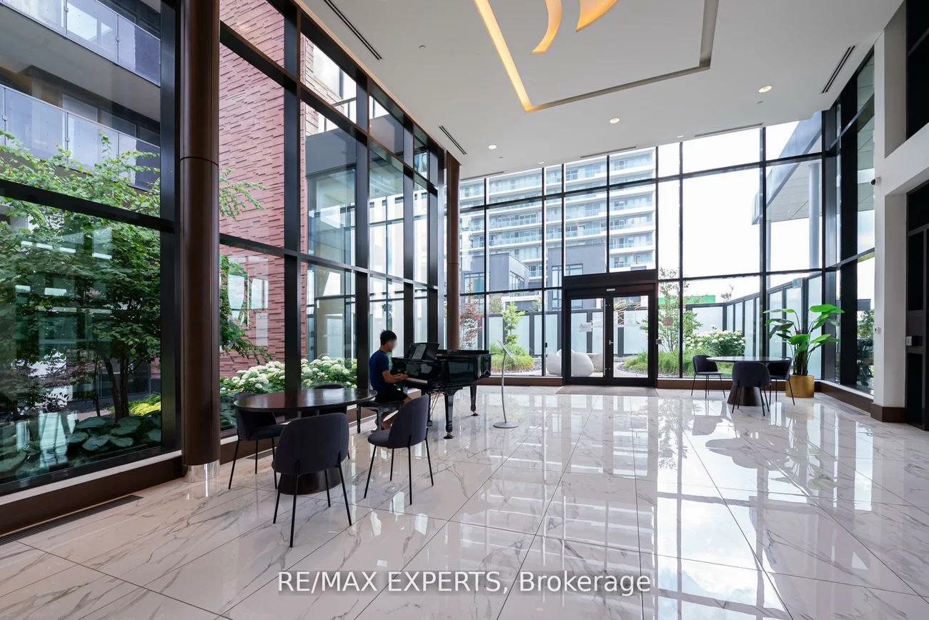 117, McMahon, Bayview Village, Toronto