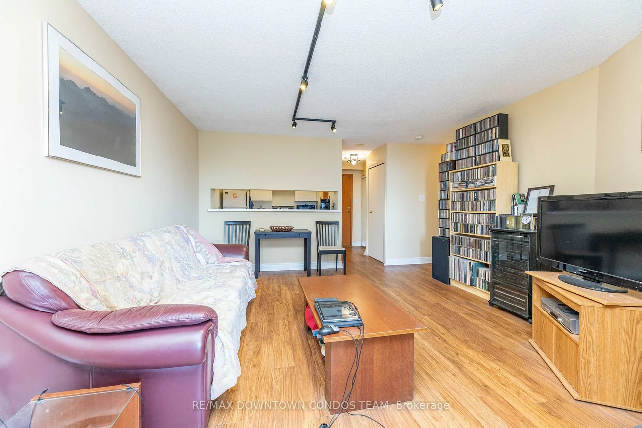 44, St Joseph, Bay Street Corridor, Toronto