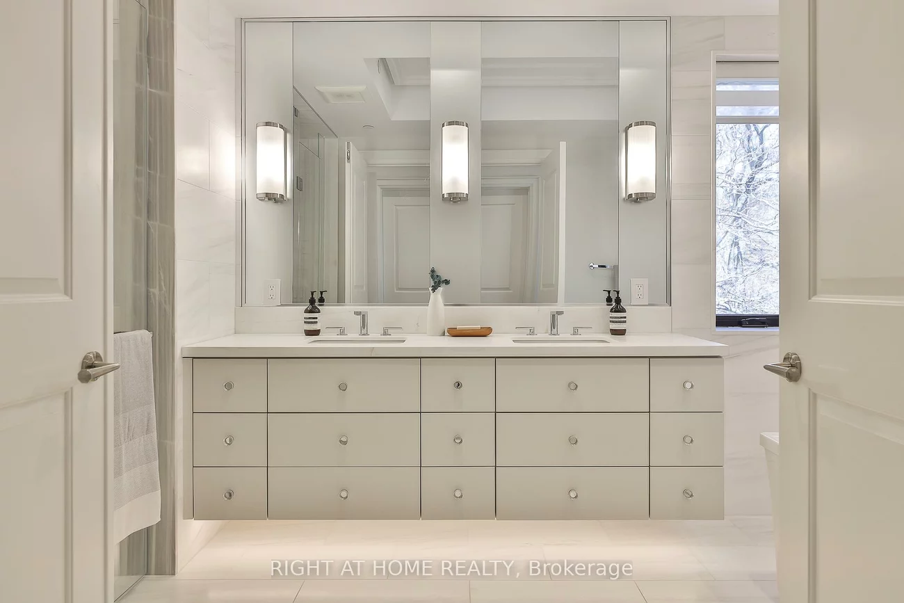 363, Avenue, Yonge-St. Clair, Toronto