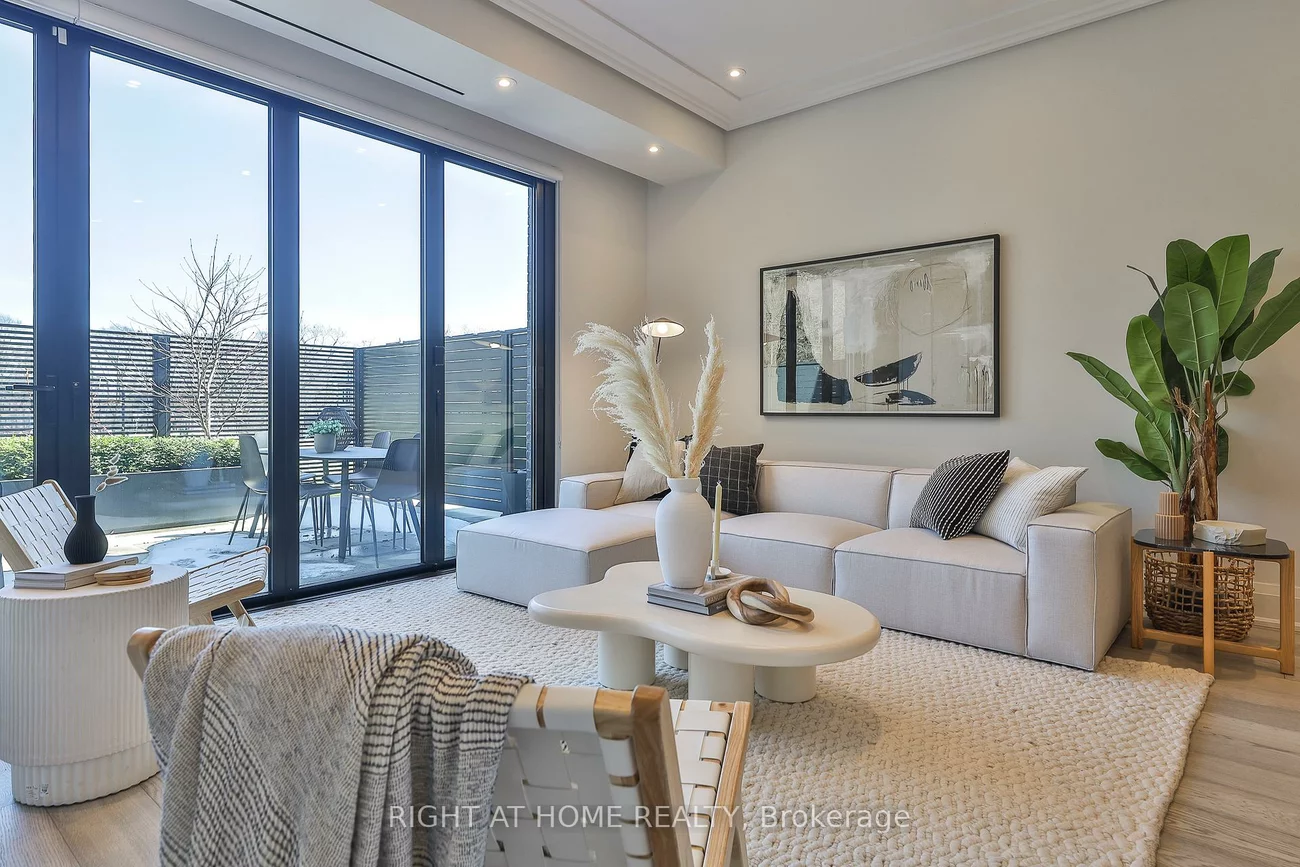 363, Avenue, Yonge-St. Clair, Toronto